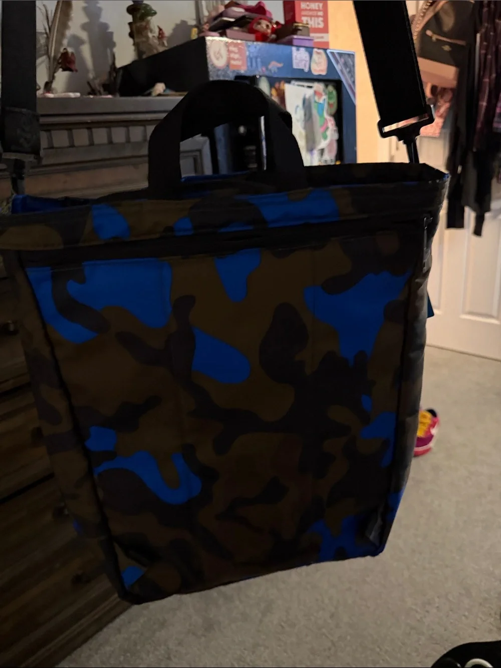 Cookies Blue & Brown smell proof Camo Crossbody Bag
